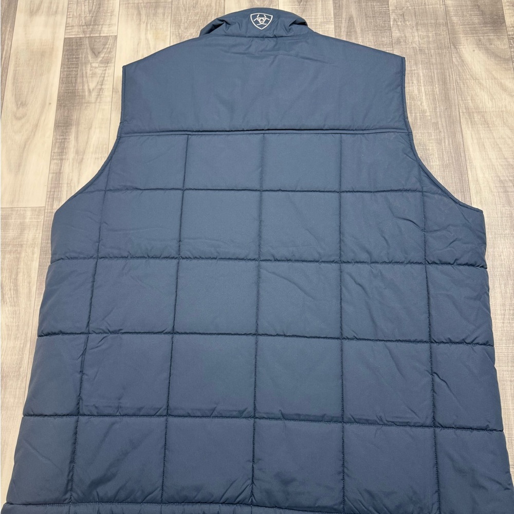 Men's XXL Ariat Crius Blue Quilted  Insulated Wind/Waterproof Puffer Vest - Picture 5 of 11